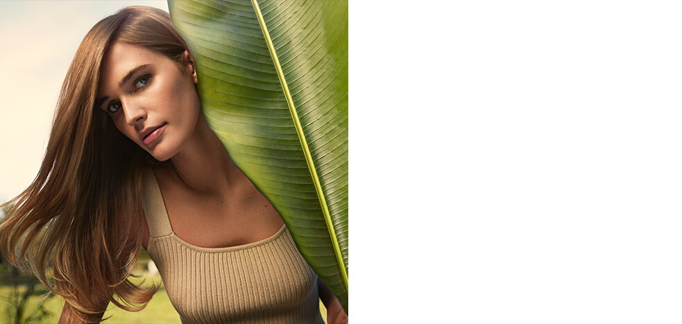 Master imagery of Nutriplenish hair care model.