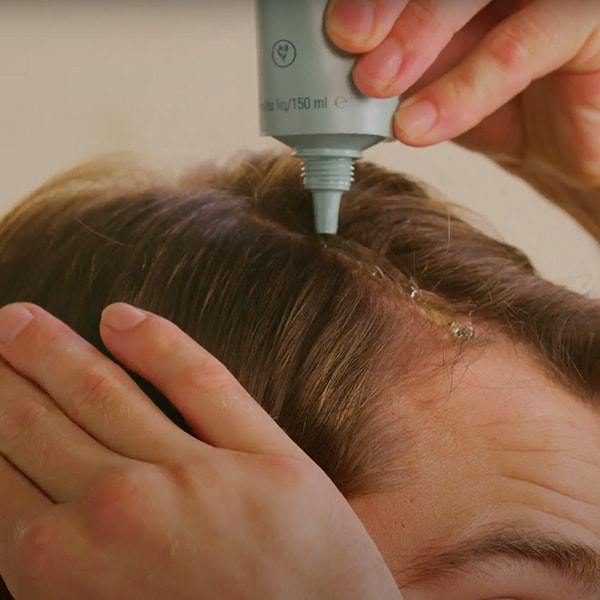 EXFOLIATING SCALP TREATMENT, Reduce scalp oil instantly