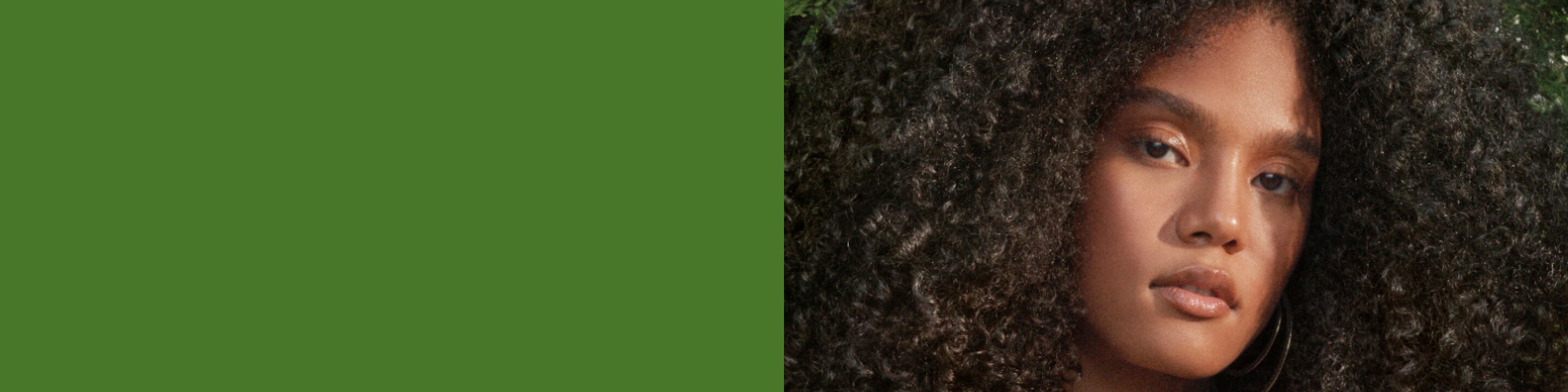 Breathtaking Aveda Curly Hair Scene for Desktop